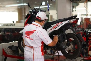 Mengapa Motor Jarang Dipakai Tetap Harus Diservis?